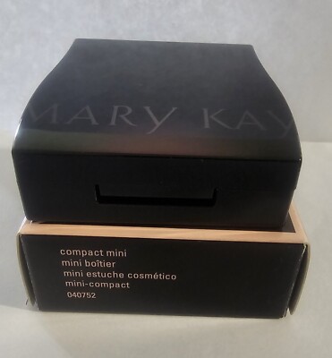 Mary Kay Mini Compact #040752 - Magnetic Mirrored - Unfilled - New in Box