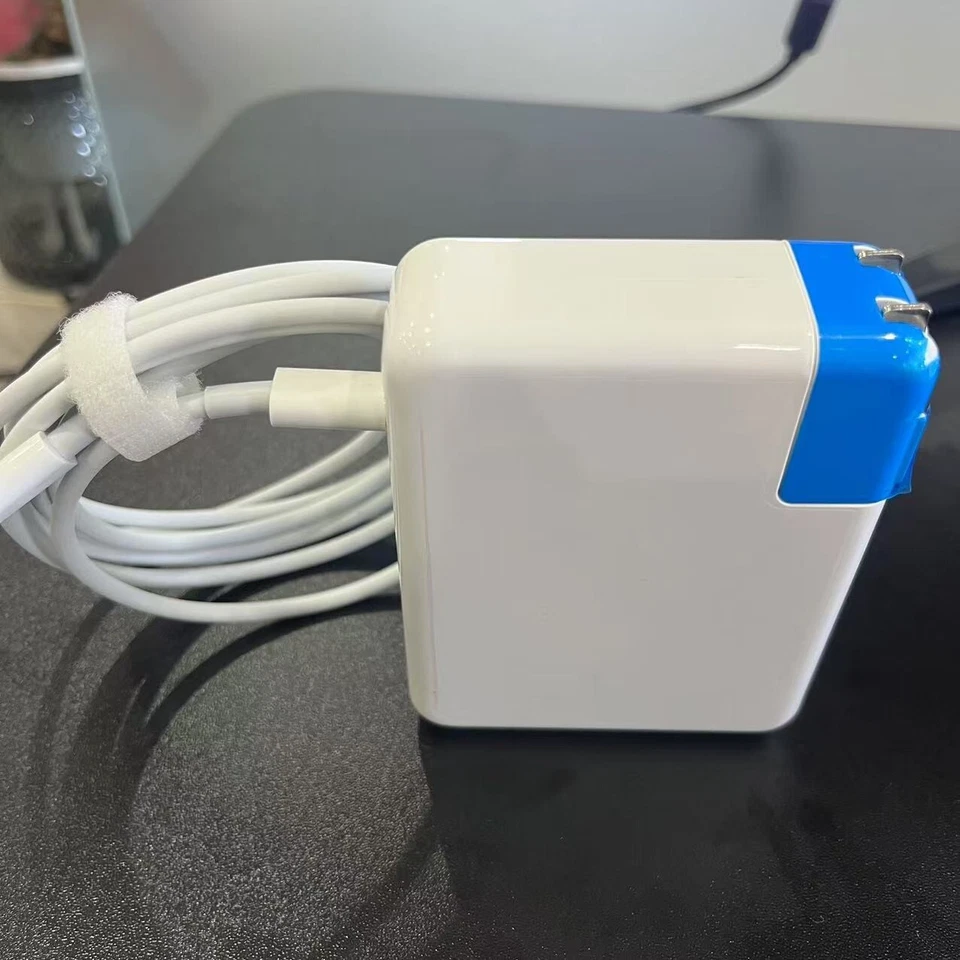 140W USB-C Power Adapter Type-C Charger for Apple Macbook Air Pro - Image 2 of 4
