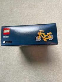 LEGO Creator Fountain (40221) - Retired Promotional Set - 105 Pieces
