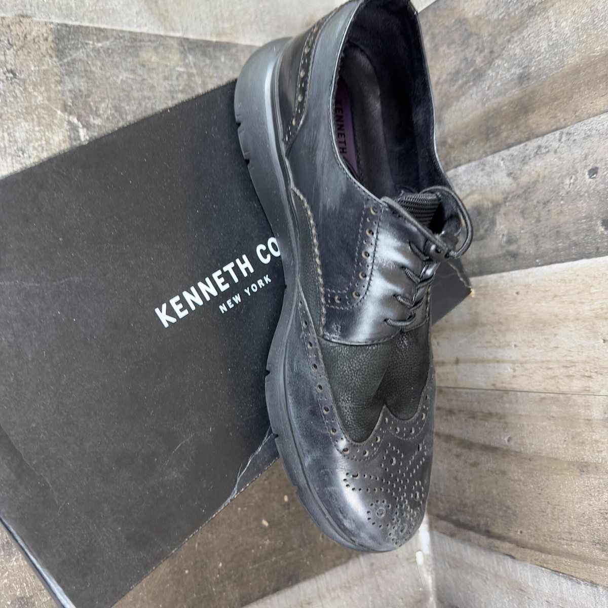 Kenneth Cole Mens Trent Black Wingtip Dress Shoes Size 11 | eBay display picture 1