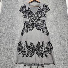 Muse Sweater Dress Womens Medium Gray Blk Short Sleeves Knee Length Fit to Flare