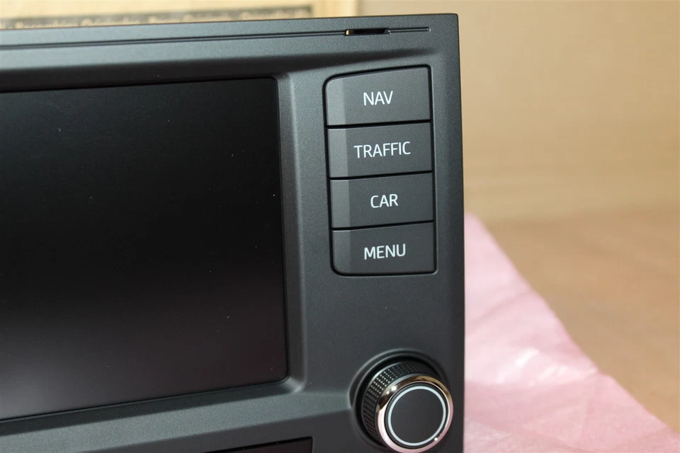 SEAT Leon 2013-16 MIB Nav Unit 5F0919603A1QB New Genuine part - Image 2 of 4