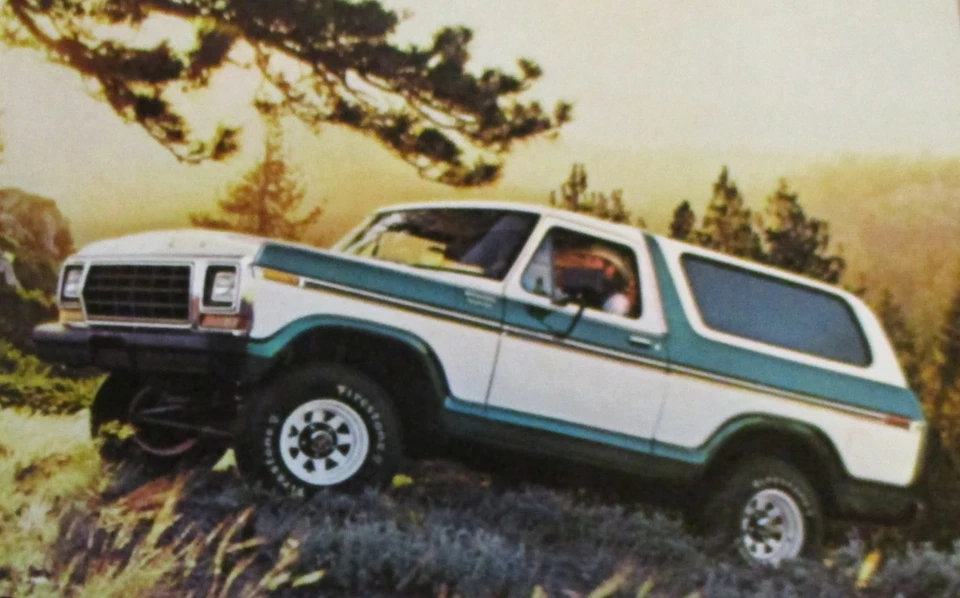 Ford Bronco 1979 Sales Brochure Literature Catalog FDT7913 Pioneer Dealership WI - Image 4 of 4