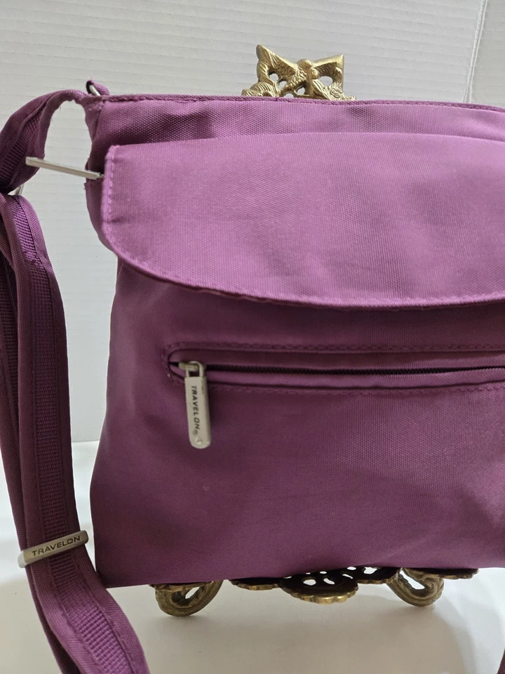 TRAVELON 紫色尼龙经典迷你斜挎包带 RFID 保护 — 第 3/4 张图片
