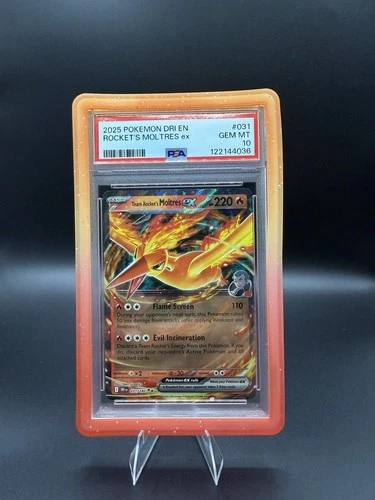 [PSA 10] Rocket's Moltres ex 031/182 Destined Rivals Holo RR 2025