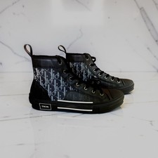 Dior Sneakers!!! Authentic Excellent Conditio...