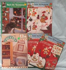 NEW Lot of 5 Daisy Kingdom No-sew Fabric Applique Mary's Santa Reindeer Cat +