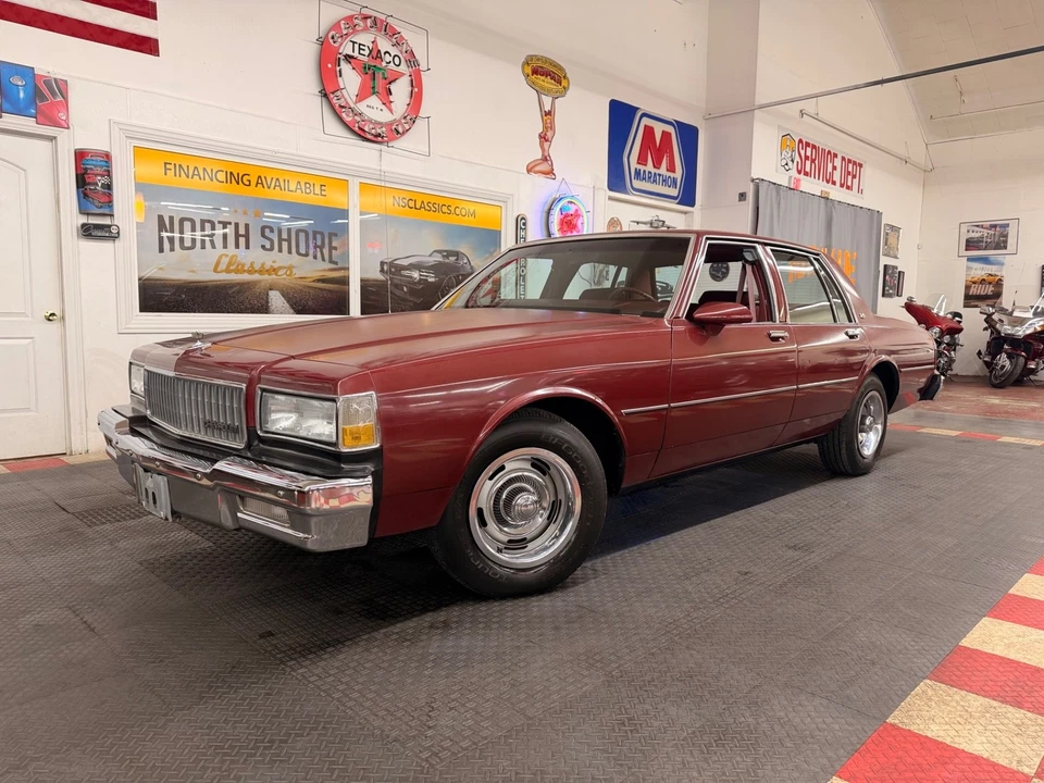 Chevrolet Caprice 1990 sobreviviente limpio - libre de óxido - estado original - Foto 2 de 4