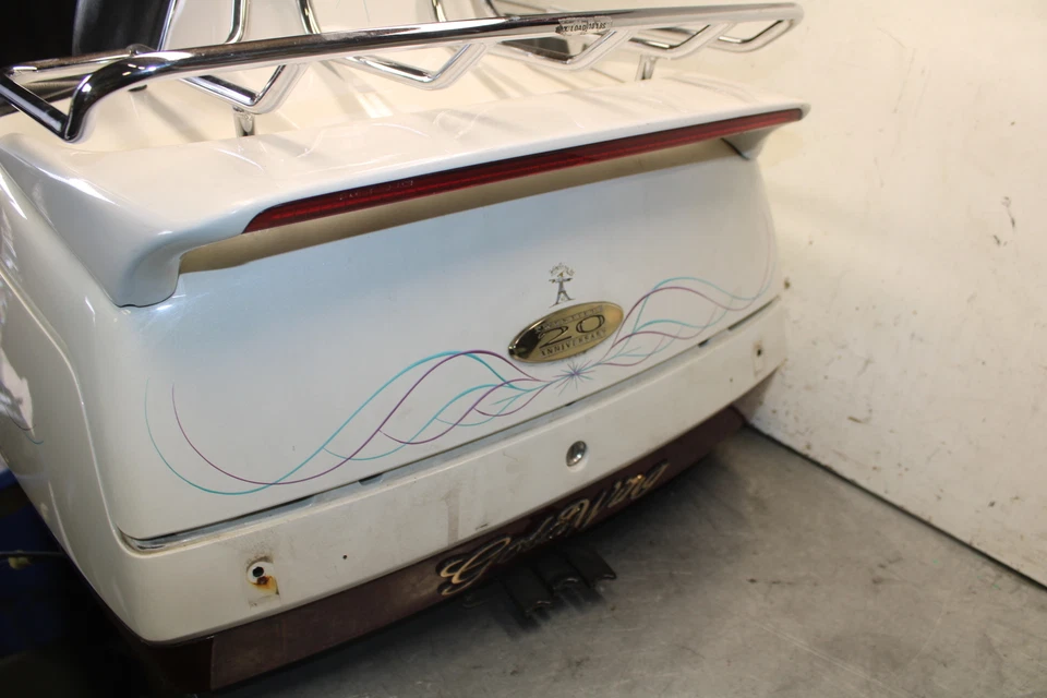 93-00 HONDA GOLDWING 1500 GL1500SE REAR TRUNK COMPARTMENT BB700 - Image 2 of 4