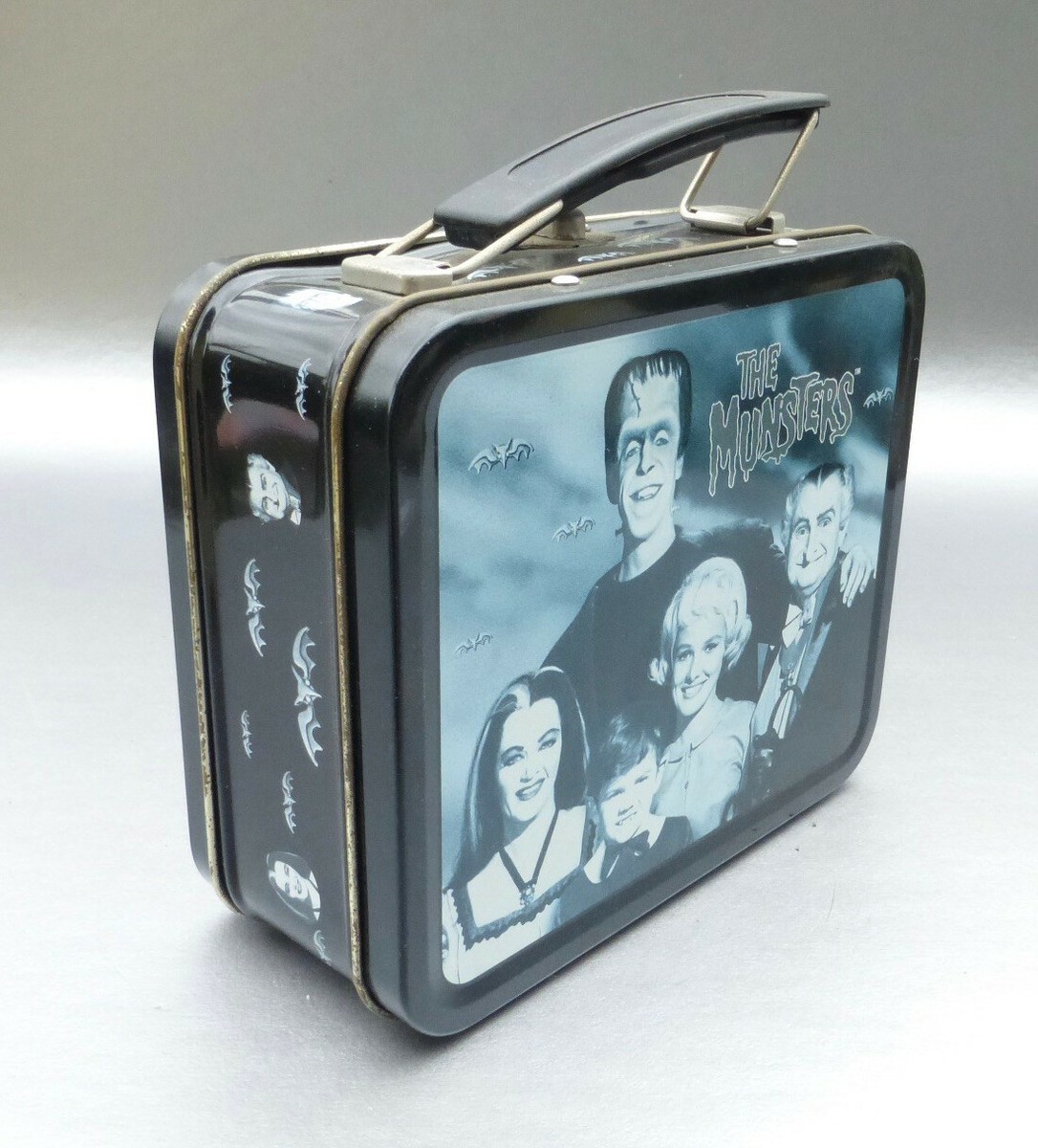 Vintage 90s The Munsters Metal Lunch Box Tin Pail Retro Zombie