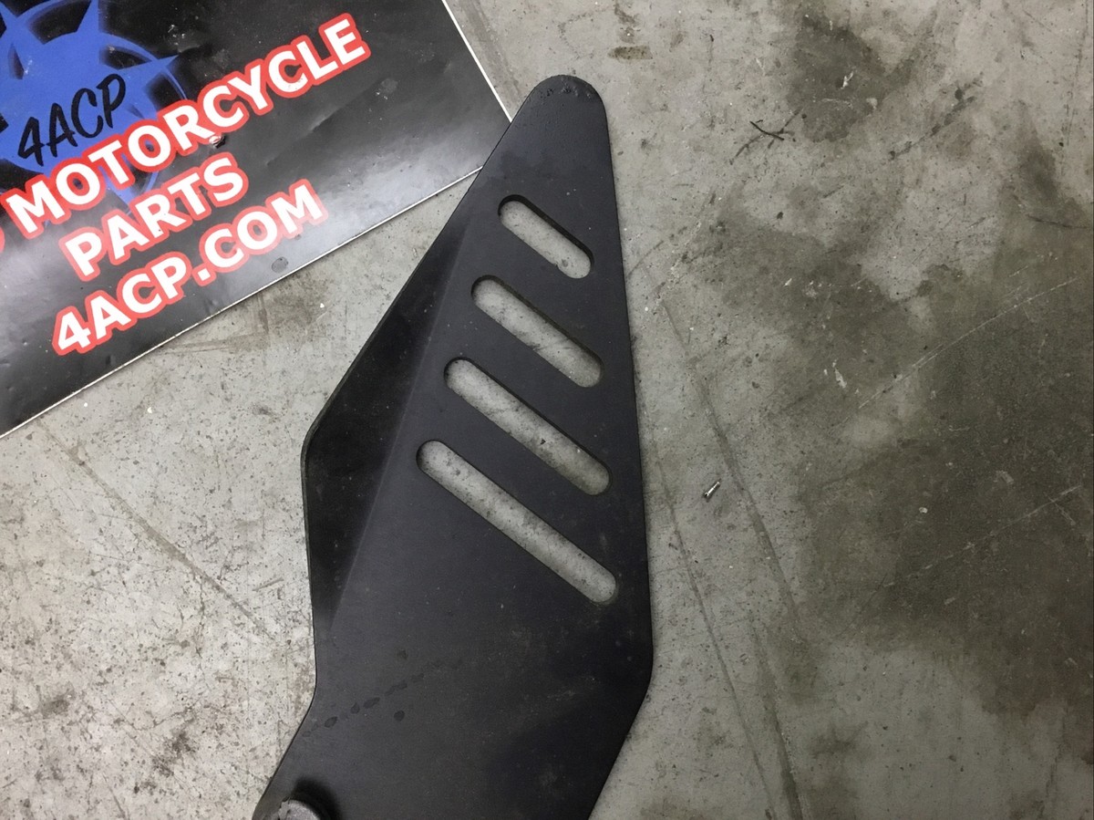 09-12 KAWASAKI ZX6R LEFT HEEL GUARD WITH BOLTS | eBay