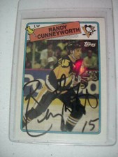 RANDY CUNNEYWORTH 1988-89 TOPPS HOCKEY SIGNED AUTOGRAPHED CARD #19 - NRMT
