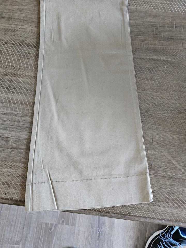 Pantalón de Talle Medio con Corte Botín para Niñas Dickies Frente Plano Beige Caqui Tan Talla 3 Foto 3 de 4