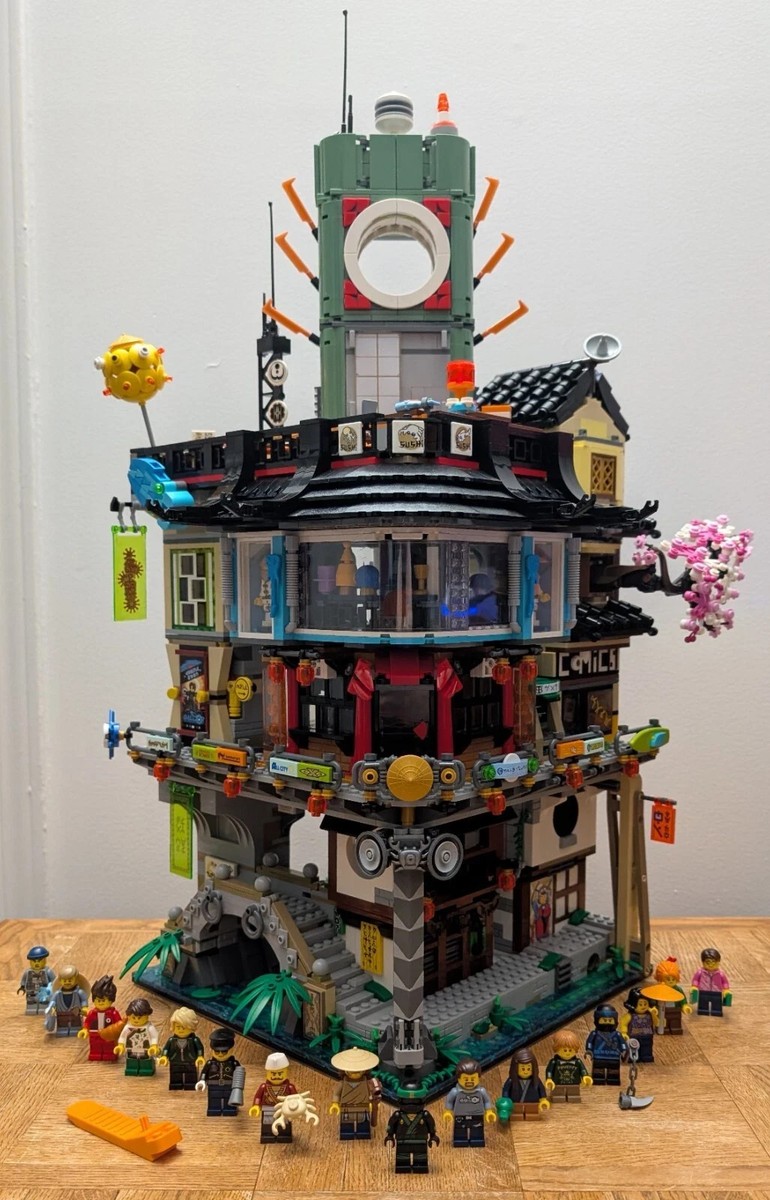 Lego Ninjago City 70620 The Lego Ninjago Movie 100% Complete Set
