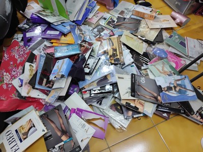 50 PAIRS  x  EUROPEAN AND AMERICAN BRANDS  PANTYHOSE   SIZE:S-2XL