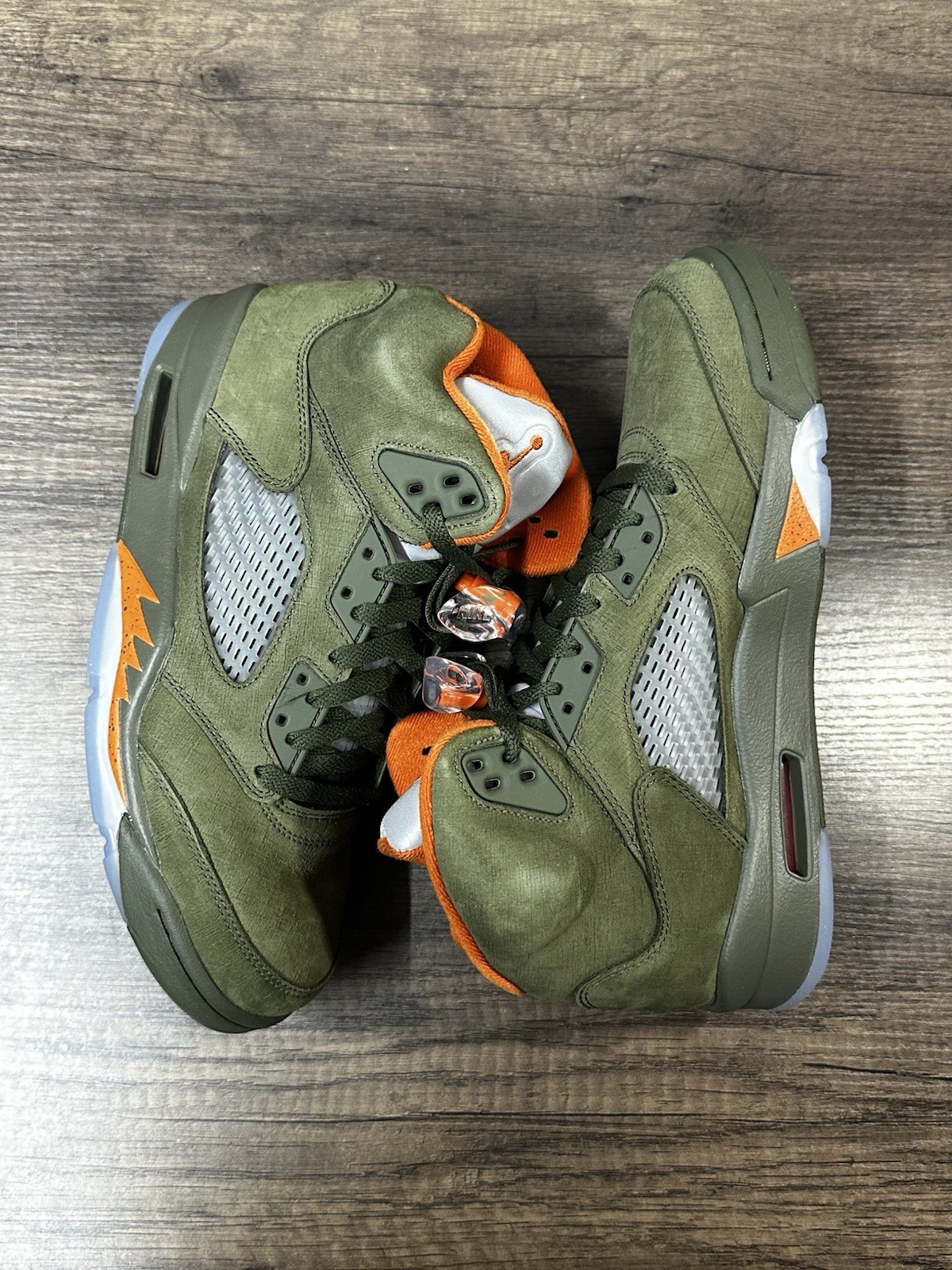 Nike Air Jordan 5 Retro Olive DD0587-308 Men’s Size 9