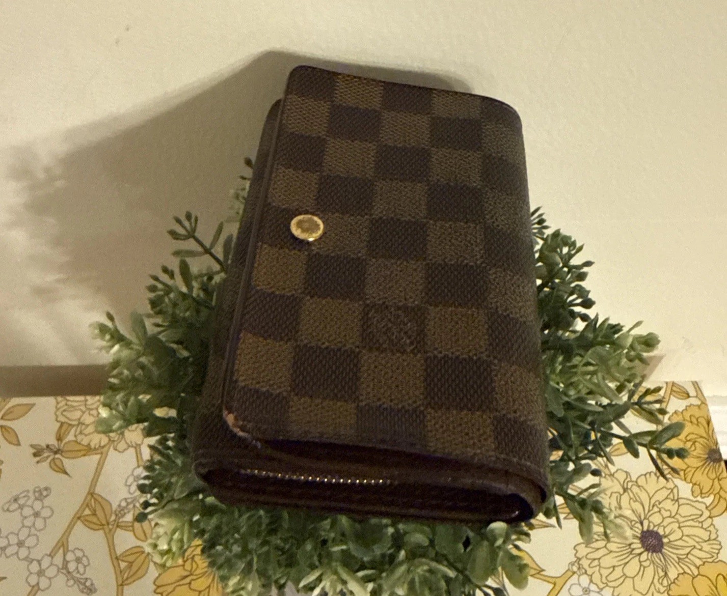 Louis Vuitton Monogram Authentic Damier Ebene Com… - image 4