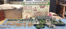 BATTLEGROUND PLAYSET By Marx
