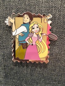 Disney PALM - Rapunzel and Flynn - Royal Stamp Set - LE300 Mystery Pin