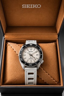Seiko Prospex Captain Willard Automatic Diver s 200M Cream Dial + Bracelet/Strap