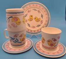 Vintage Chilton Globe Plastic Floral Bird Kids Play Set Toy Cups  Dishes 6pc