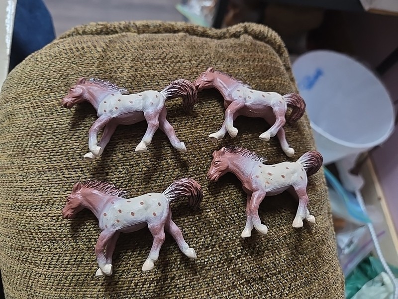 Safari Ltd Lot Of 4 Appaloosa Mini Horses Made In China Used SLP 