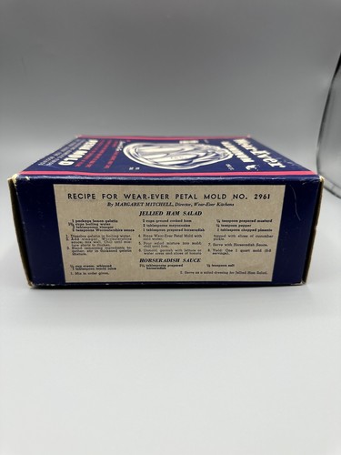 WEAR-EVER #2961 Aluminum Petal Flower Shape Cake Pan Mold Original Box - Picture 7 of 9