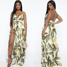 NWOT Fashion Nova Floral Maxi Dress  XS