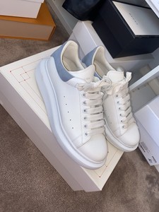 alexander mcqueen size 8