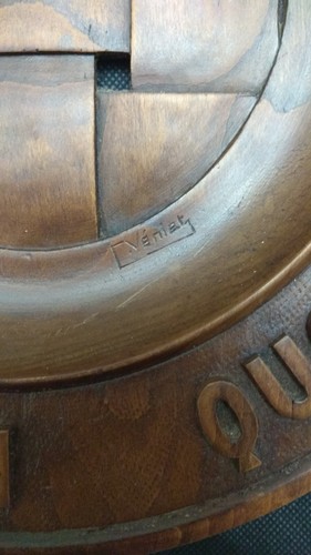 Plato tallado madera firma autor C.Véniet - Imagen 4 de 6