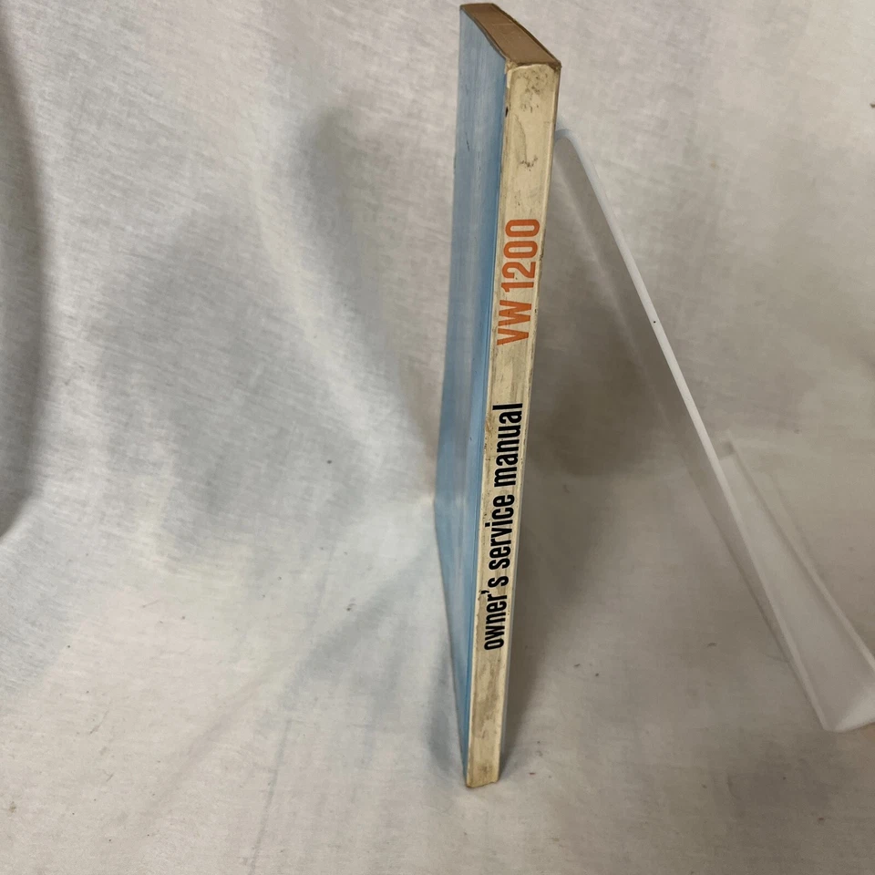 VW 1200 OWNERS SERVICE MANUAL 1st Edition 1963 Publishers of Gute Fahrt magazine - Image 2 of 4