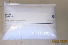 Comforter Microfiber Down Alternative NWT Simply Essential