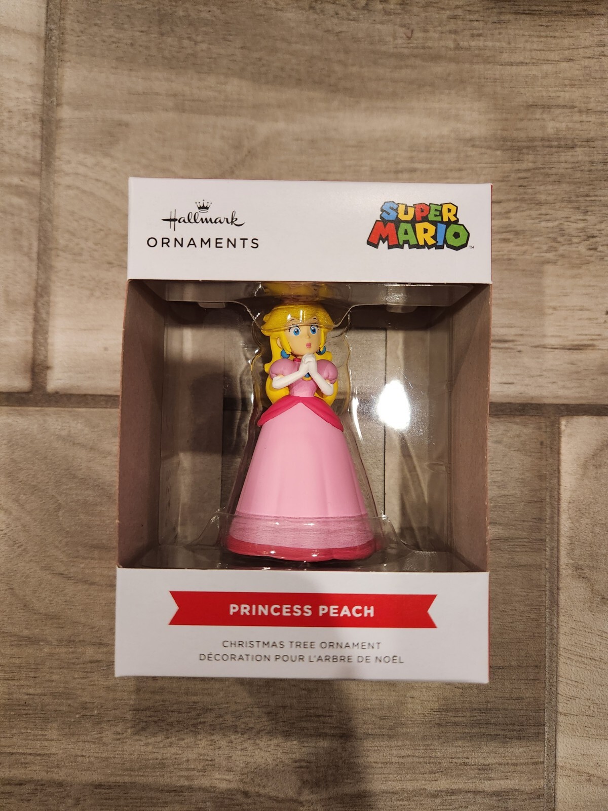 Hallmark Nintendo Super Mario Princess Peach Christmas Ornament NEW