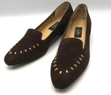 Women's SELBY Brown Suede Low Heel Pumps 9AA ESPRESSO Gold Studs NWB Small Mark