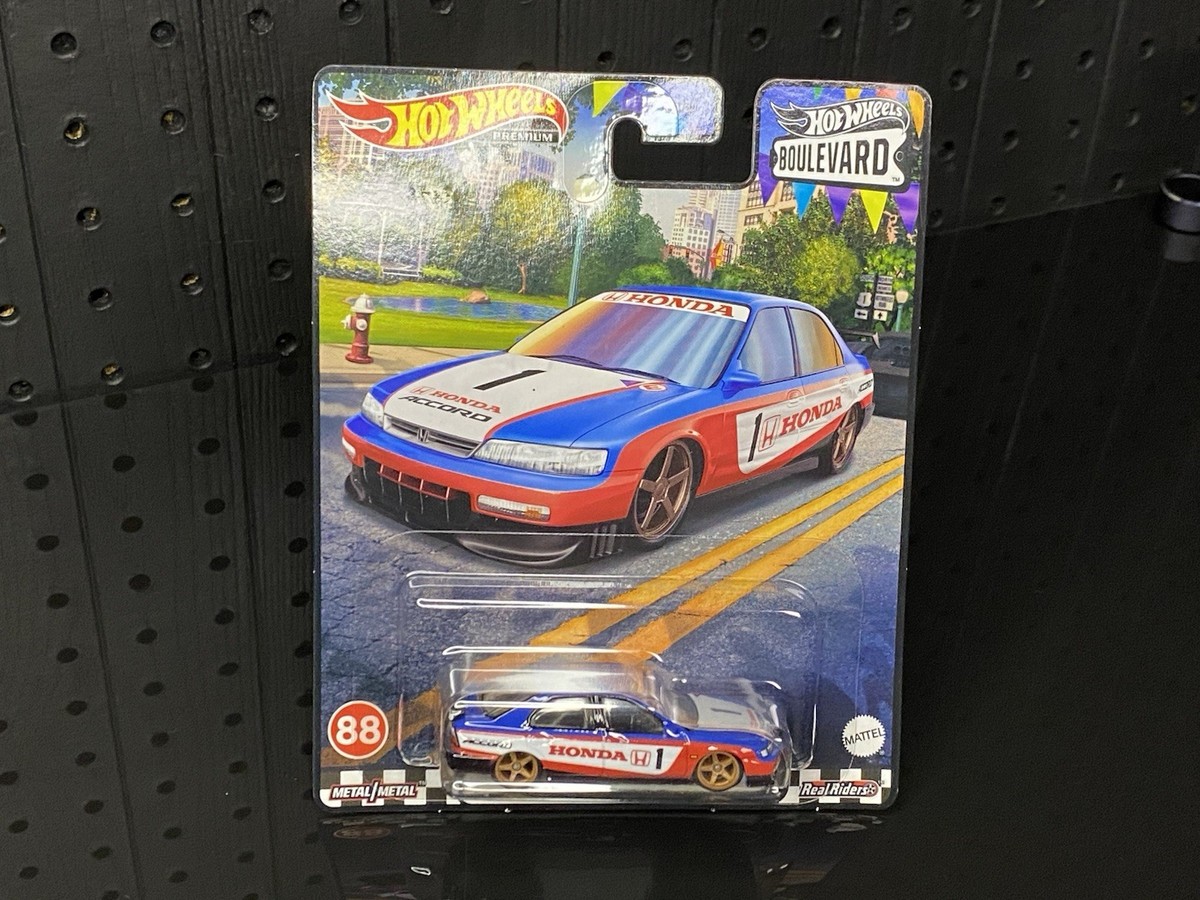 Hot Wheels Premium 2023 HW Boulevard #88 '96 Honda Accord JTCC Jdm