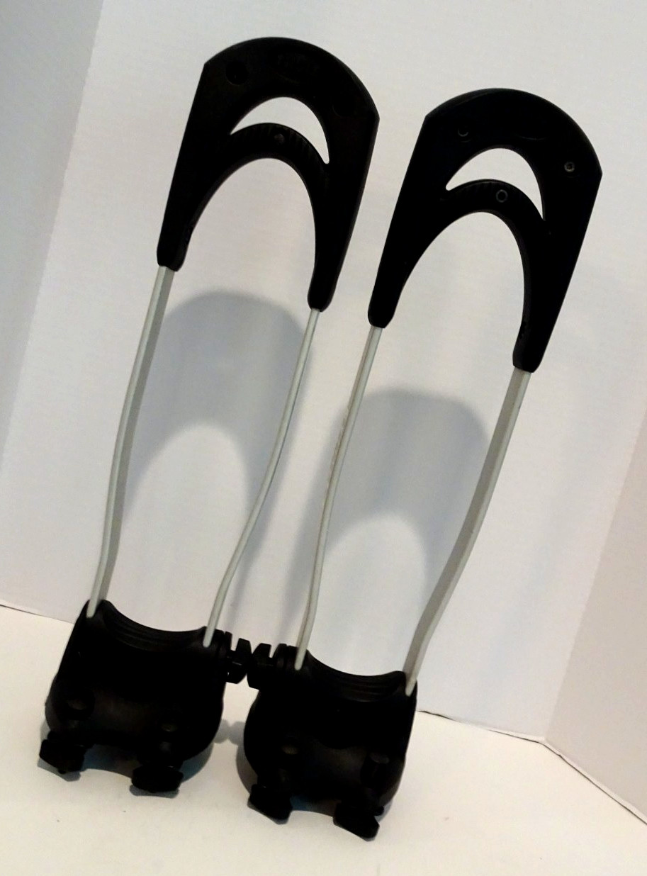 Thule The Stacker 830 Rooftop Vertical Kayak Carrier- No Straps