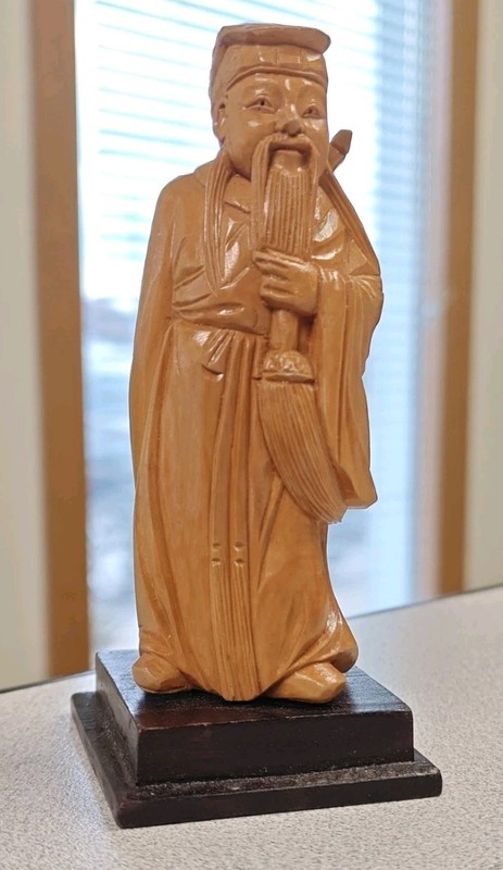  vintage Chinese carved boxwood(??)  figurine of a man. Appro.4.5" tall. READ