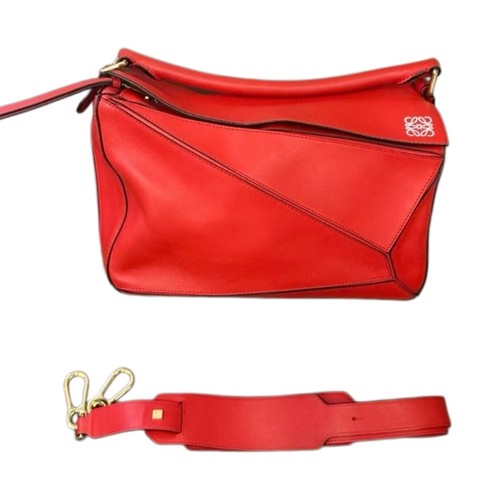 LOEWE Puzzle Edge Medium Red Nappa Leather Black Contrast Edge Crossbody Bag