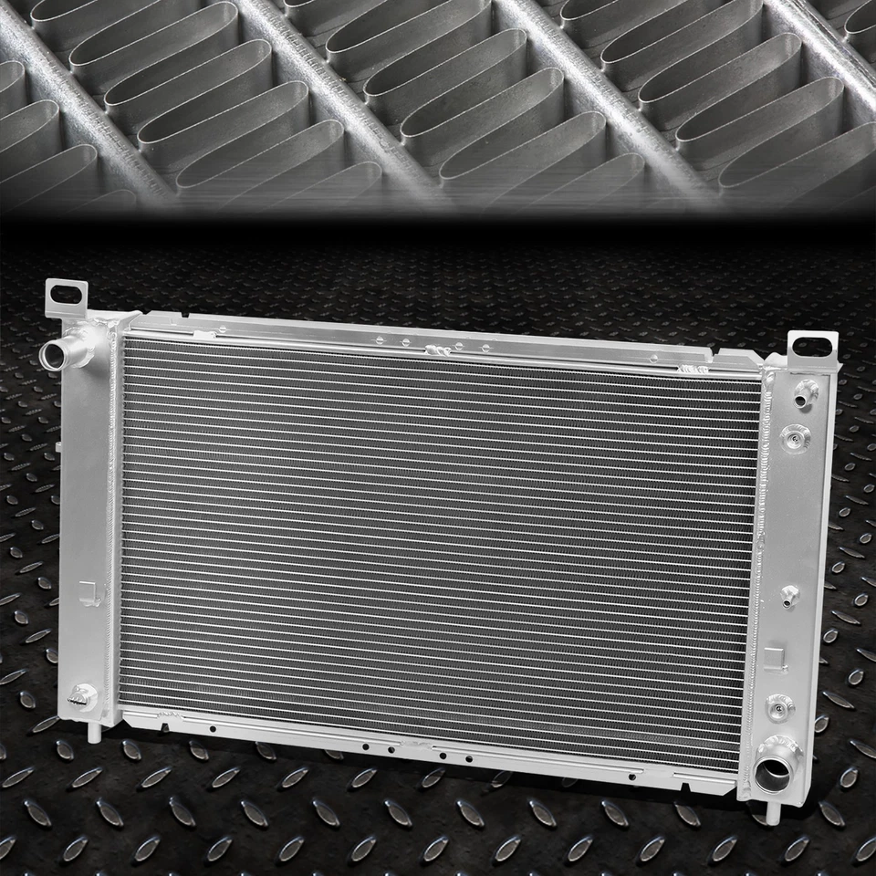 Radiador de corrida de alumínio 2 fileiras + 2 ventiladores azuis para 99-12 silverado 1500/2500 v8 at - Imagem 2 de 4