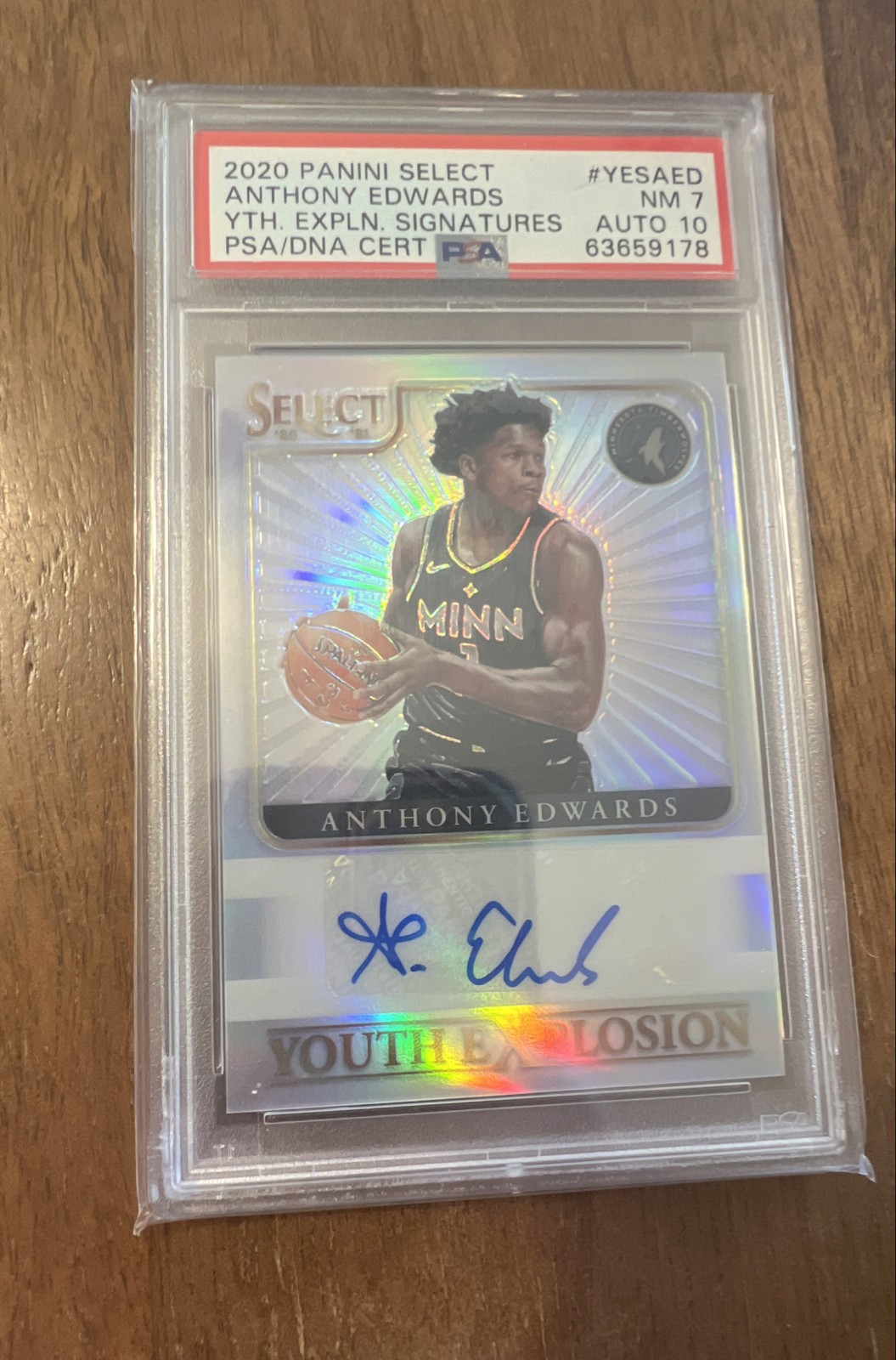 2020-21 Panini Select - Youth Explosion Signatures Anthony Edwards #YES-AED RC
