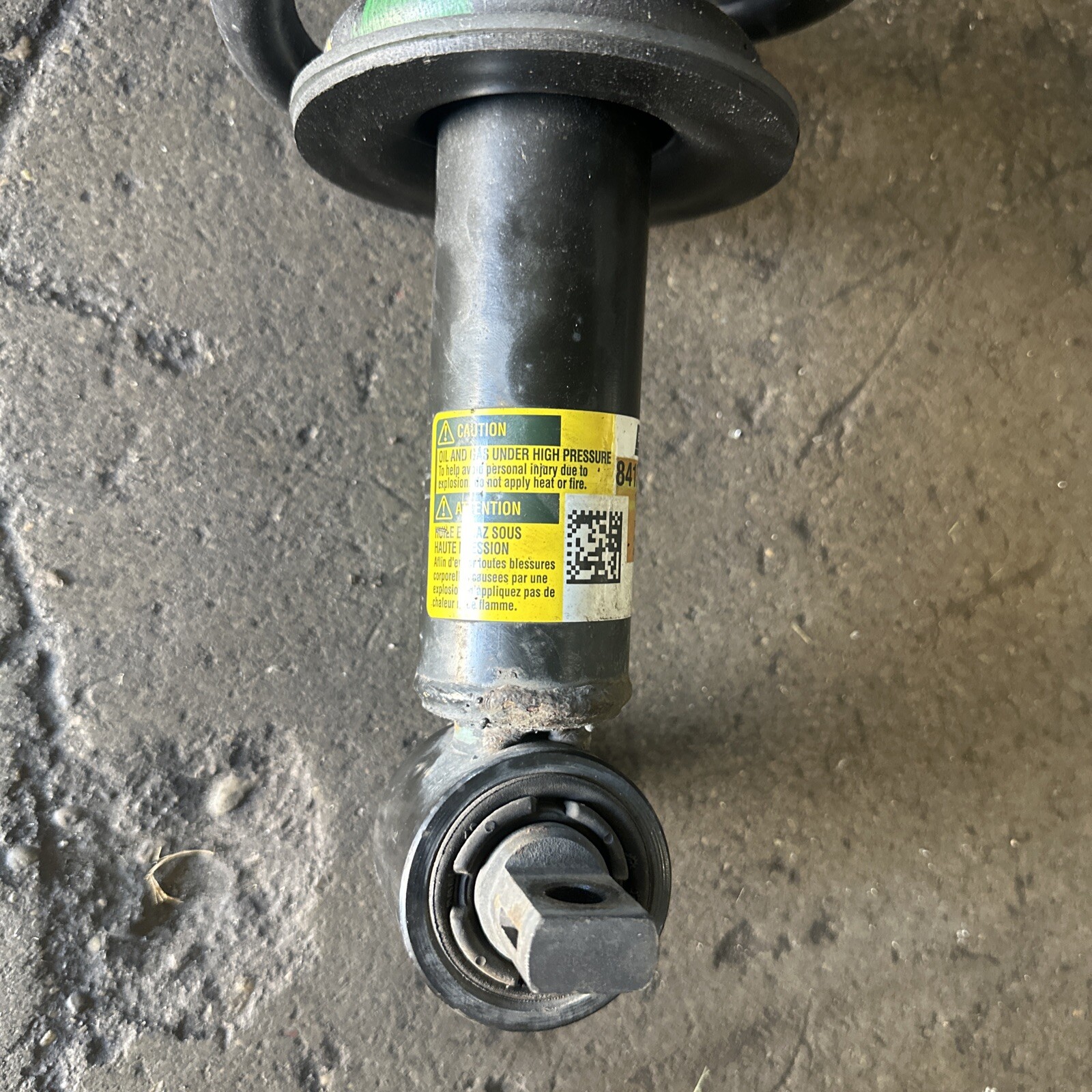 15 16 17 18 19 20 ESCALADE TAHOE YUKON Front Strut Shock Magneride 