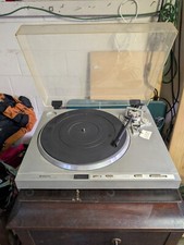 vintage hitachi turntable HT -40S