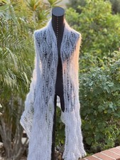 Mohair shawl, hand knitted, oversize, light grey, leaf pattern