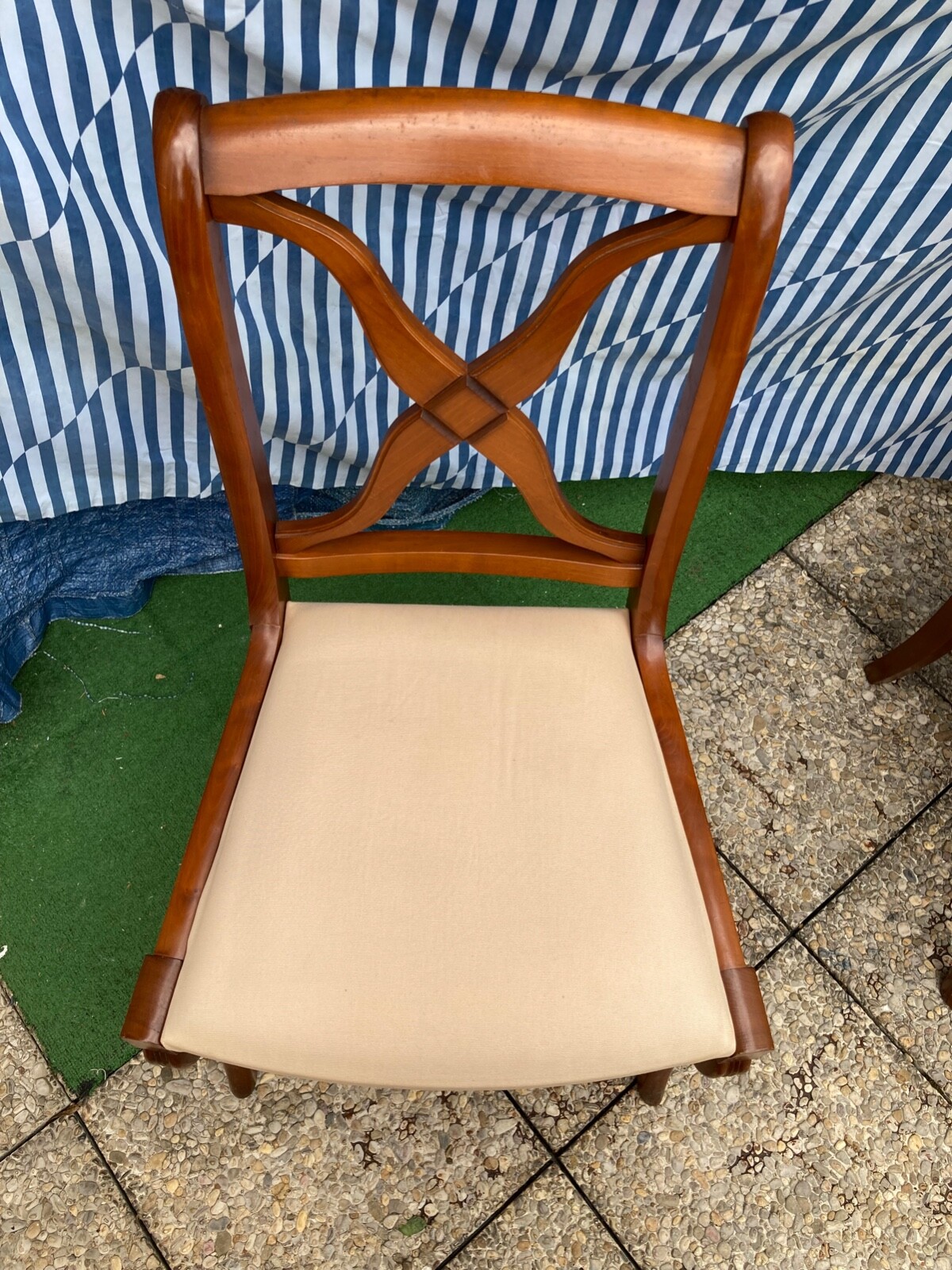 QUATRE CHAISES DE MARQUE "GRANGE" EN MERISIER MASSIF style Directoire