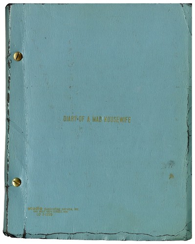 DIARY OF A MAD HOUSEWIFE (Dec 29, 1969) Revised draft film script - 第 1/3 張圖片