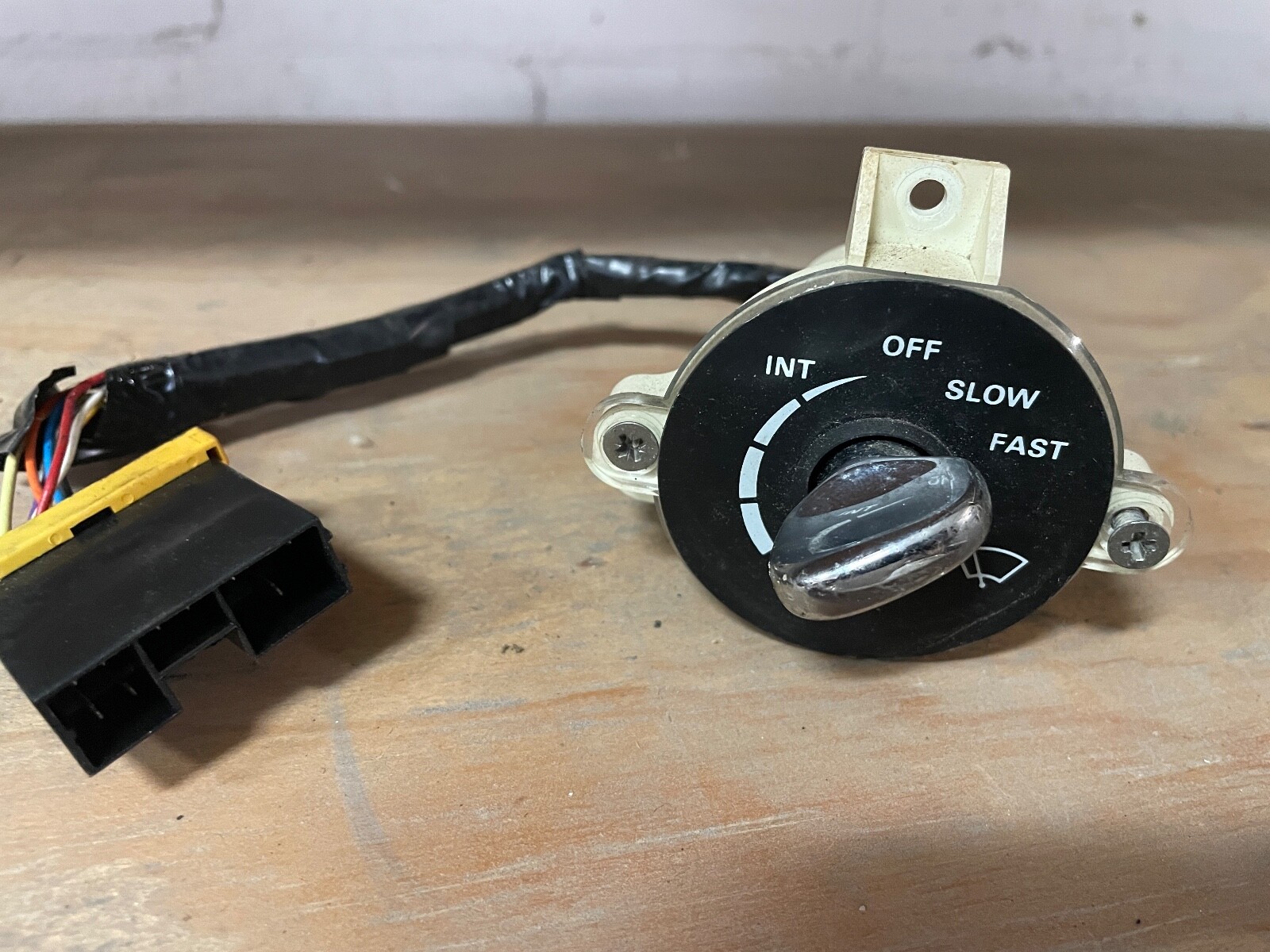 ROLLS ROYCE AND BENTLEY WINDSHIELD WASHER SWITCH   FITS 1981 TO 1998