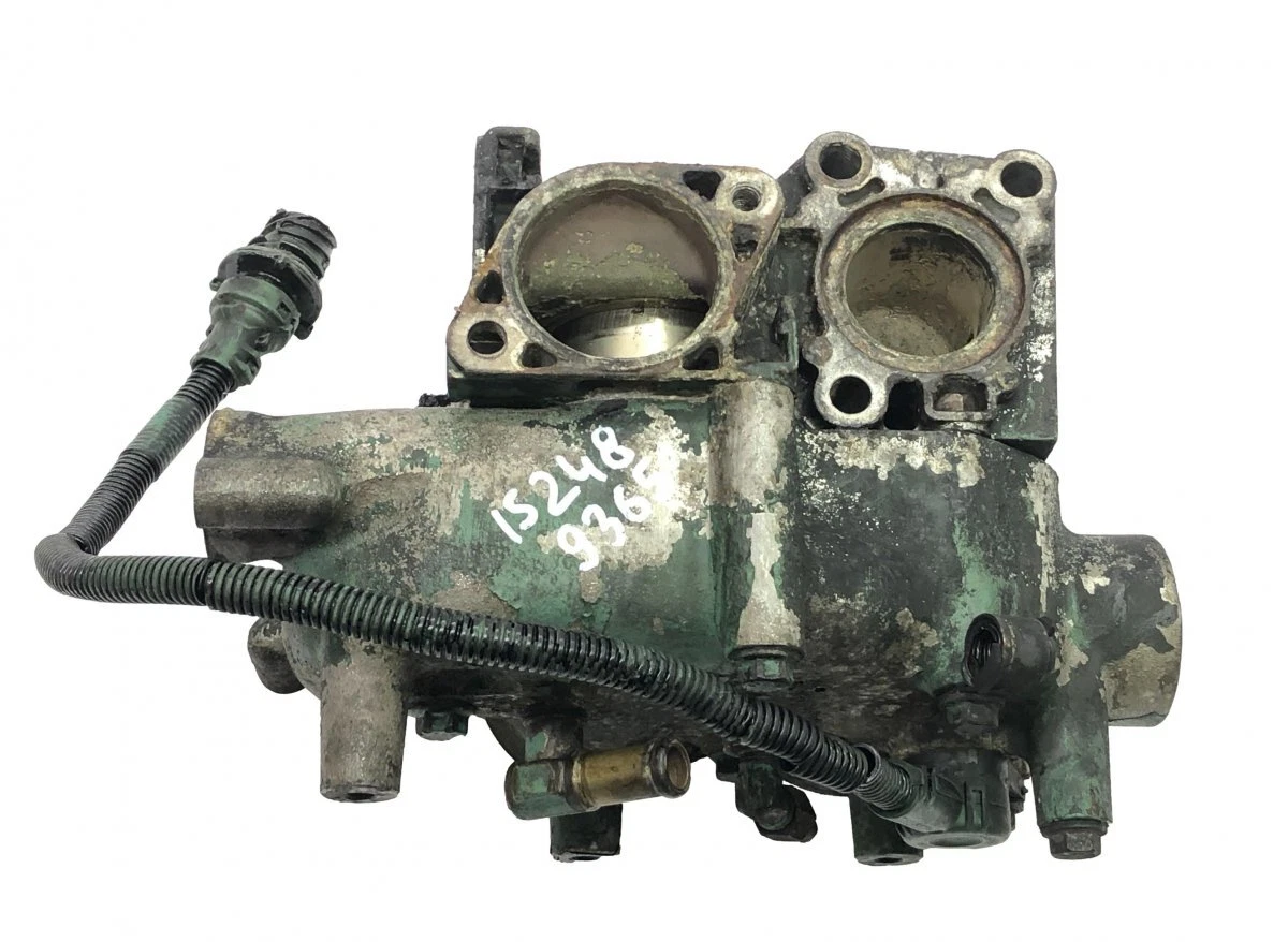 3979076 + 1549870 Thermostat housing assembly D7 VOLVO truck parts 