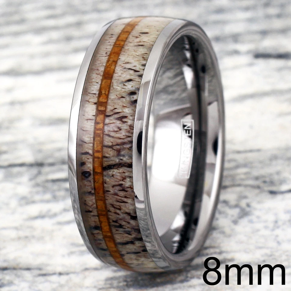 Anillo de boda grabado de madera de koa hawaiano con cuerno de ciervo de 8 mm de tungsteno para hombre Foto 3 de 4