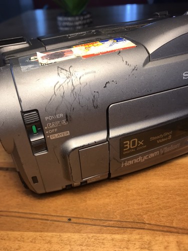 Sony Handycam CCD-TRV32 8mm Video8 Camcorder Camera VCR Player Video Working - Picture 7 of 14