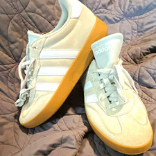 adidas Barreda Men  s Low Top Lace-Up Sneakers White/Gum Rubber Sole JR1325
